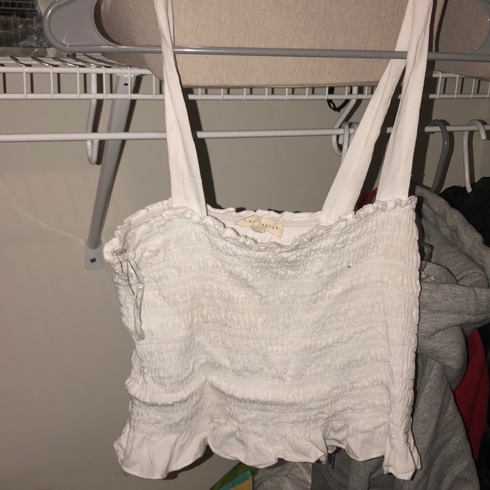 White cropped